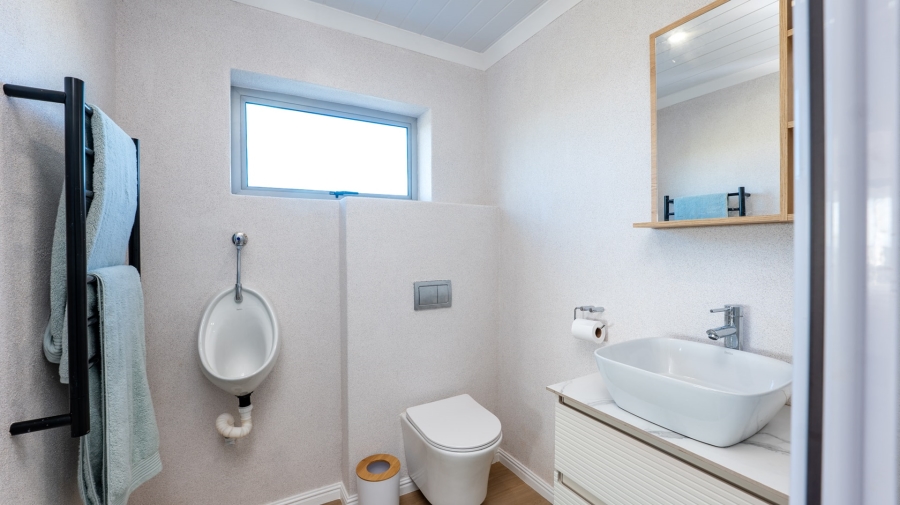 2 Bedroom Property for Sale in Agulhas Western Cape